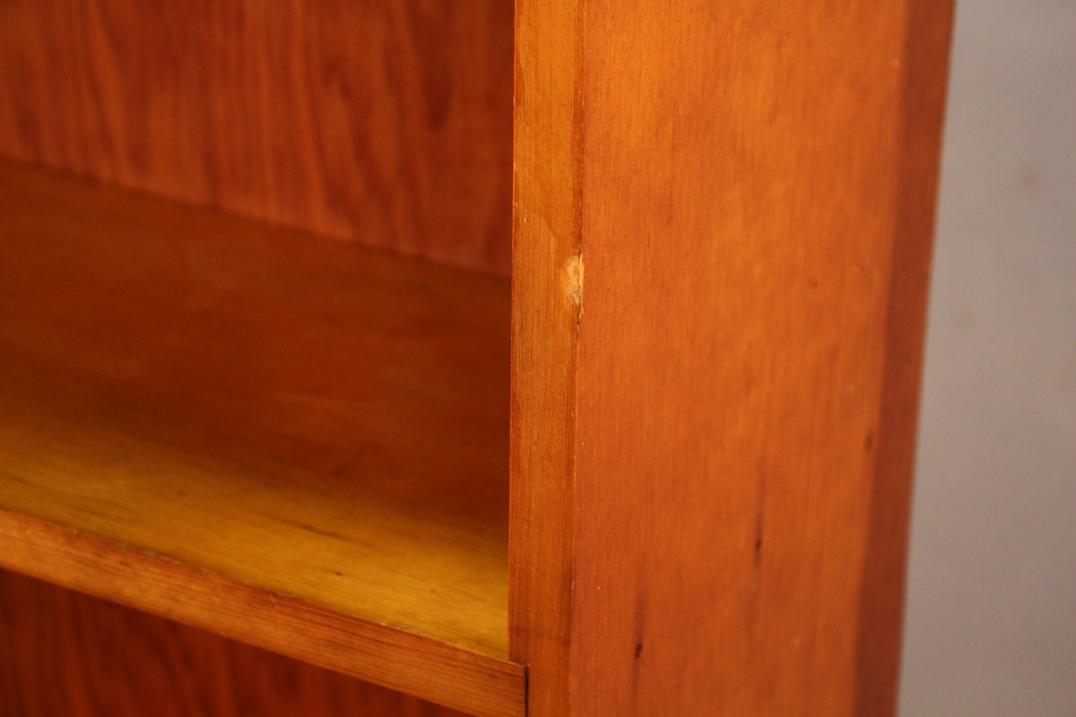 Slim Pine 4-Tier Bookshelf