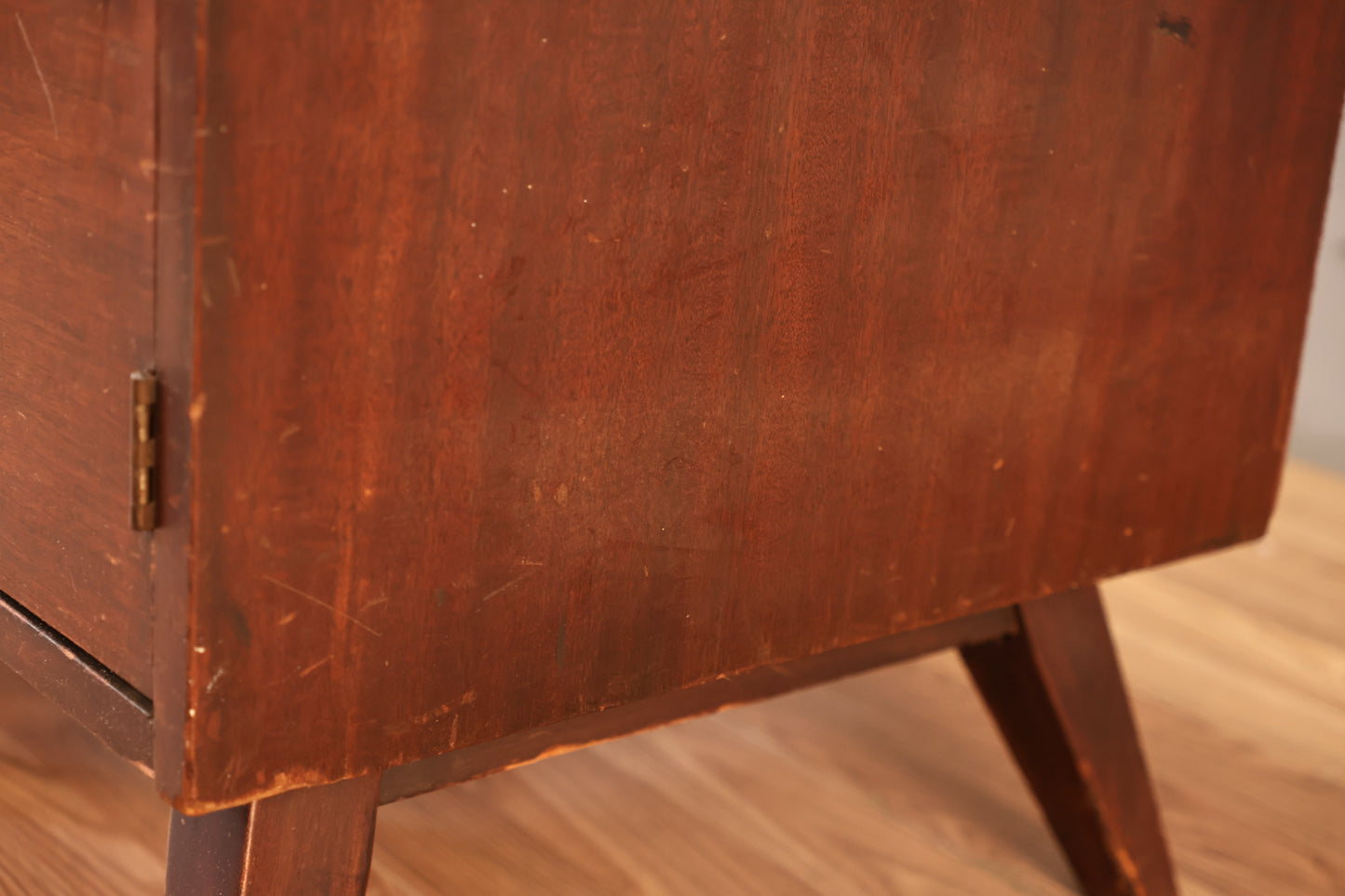 Boxy Mahogany 3-Drawer Desk - ONLINE ONLY