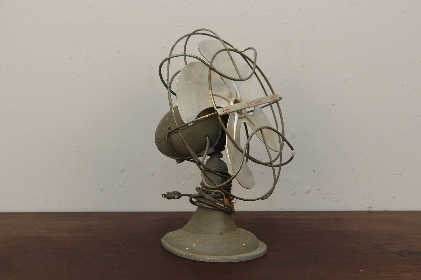 Prop Westinghouse Table Fan