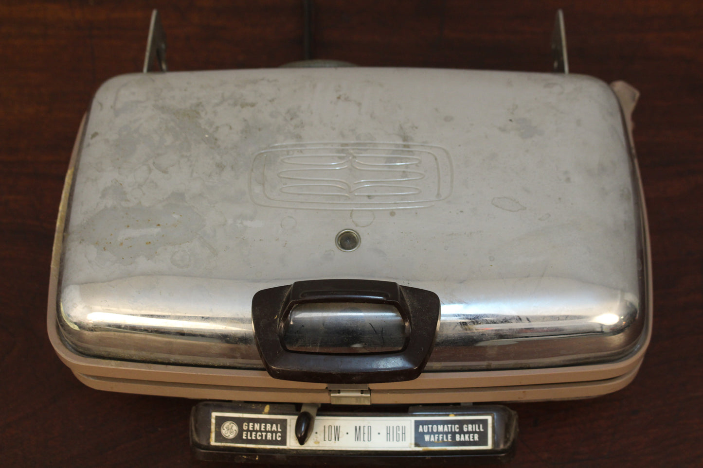 Prop 1950s General Electric Waffle Maker