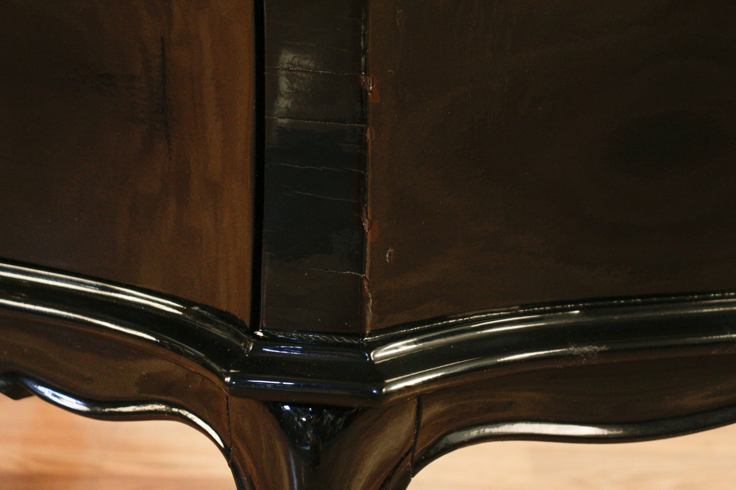 Black Lacquer Bombe 3-Drawer Chest
