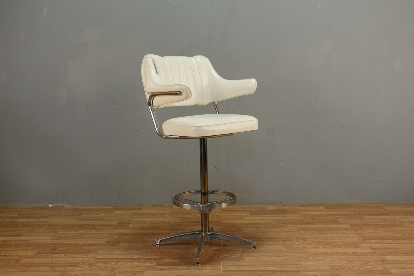 Luxe White Vinyl Bar Stool - ONLINE ONLY