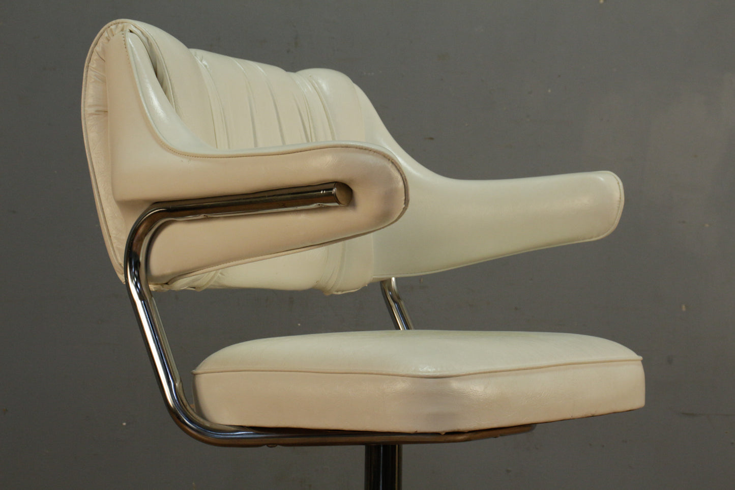 Luxe White Vinyl Bar Stool - ONLINE ONLY