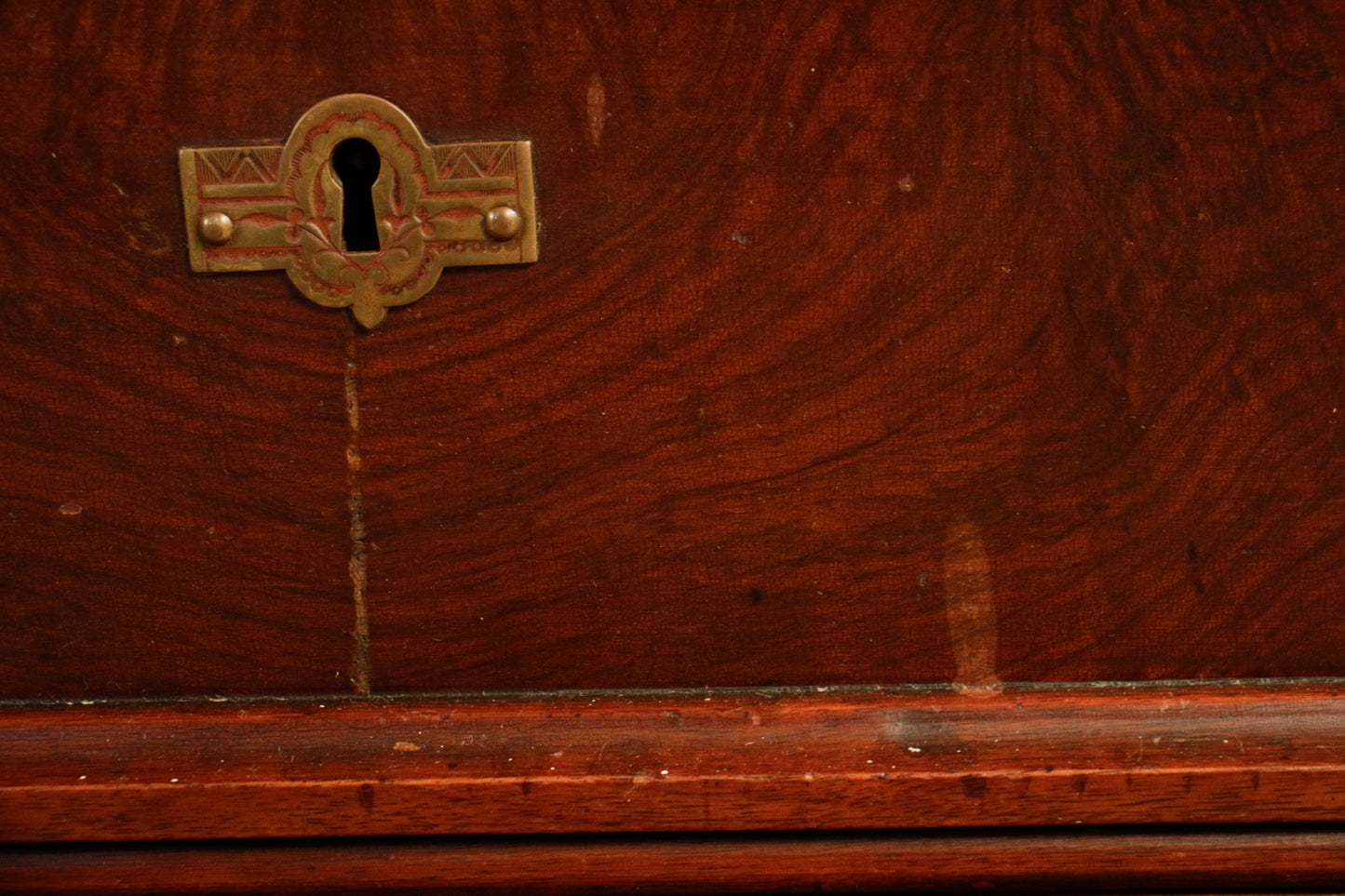 Victorian Marble-Top 5-Drawer Dresser - ONLINE ONLY