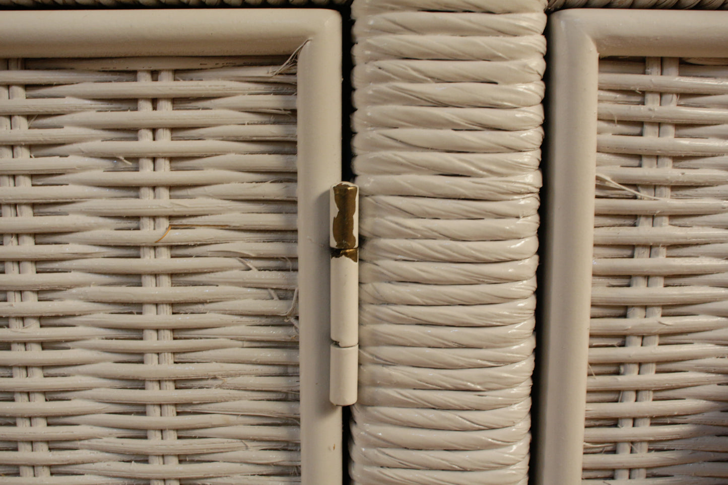 White Wicker & Glass 9-Drawer Credenza