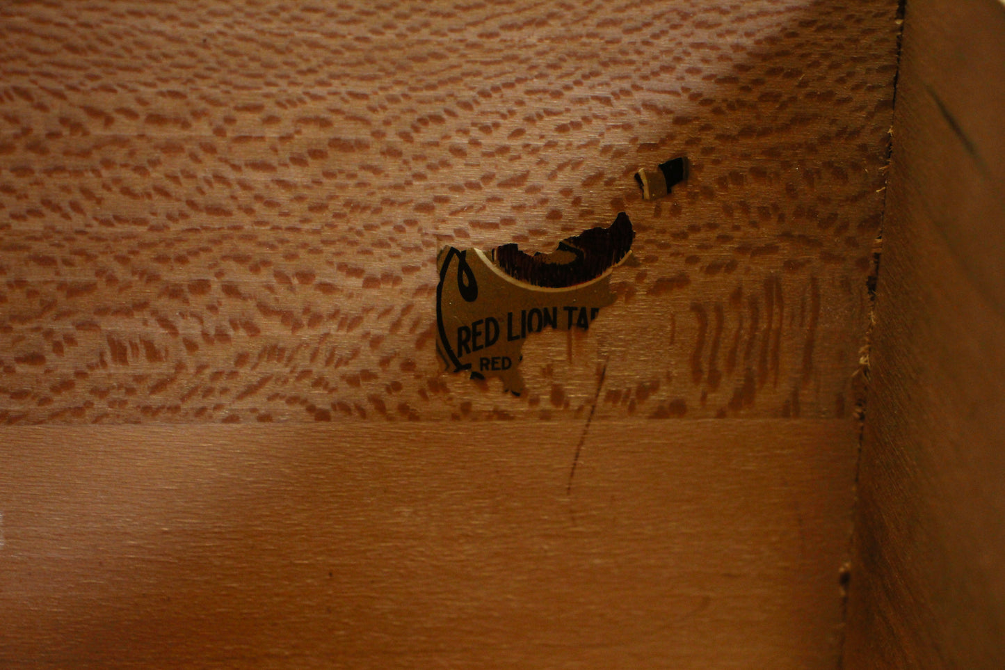 Red Lion Sable 7-Drawer Highboy Dresser