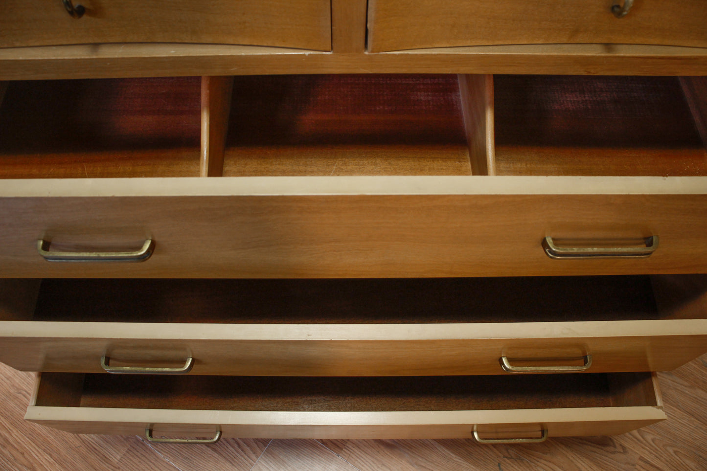 Red Lion Sable 7-Drawer Highboy Dresser