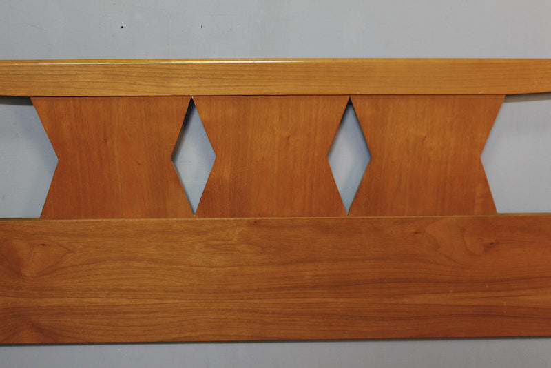 Basic-Witz Full Diamonds Headboard - ONLINE ONLY