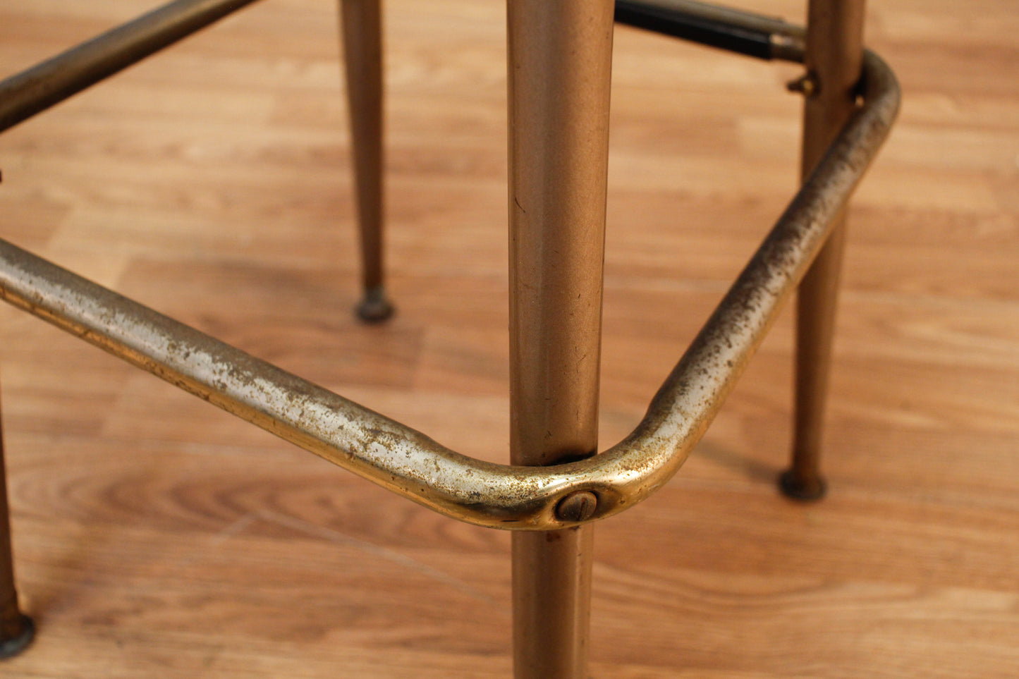 Marshmallow Swivel Bar Stool