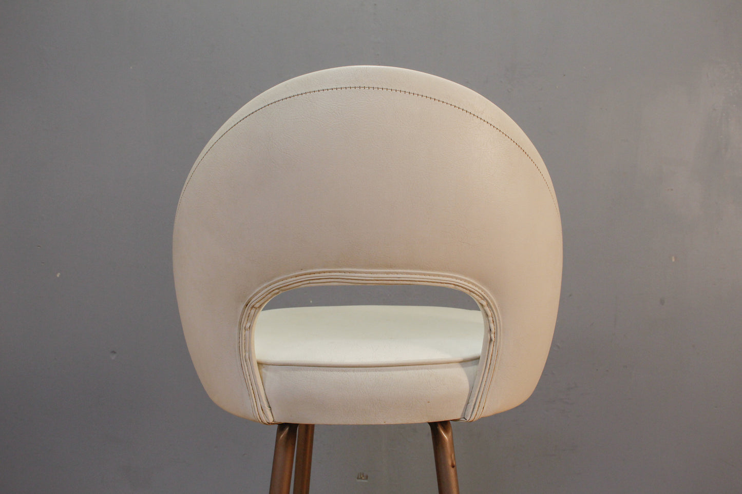 Marshmallow Swivel Bar Stool