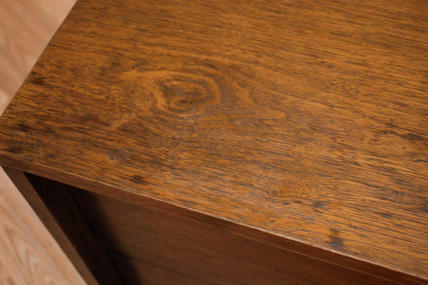 Mainline by Hooker 2-Drawer Nightstand