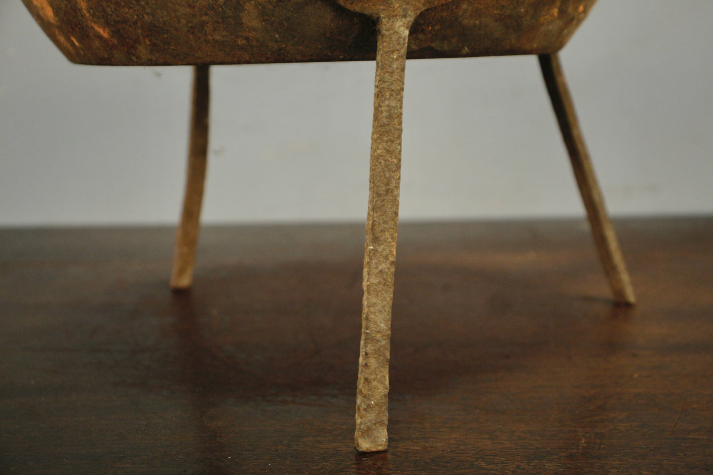 Antique Long-Handle Spider Skillet
