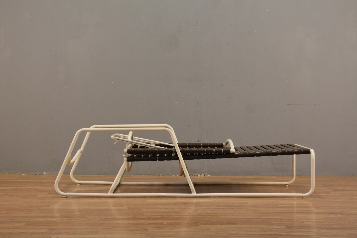Brown Jordan Aluminum & Vinyl "Kailua" Adjustable Lounge Chair - ONLINE ONLY