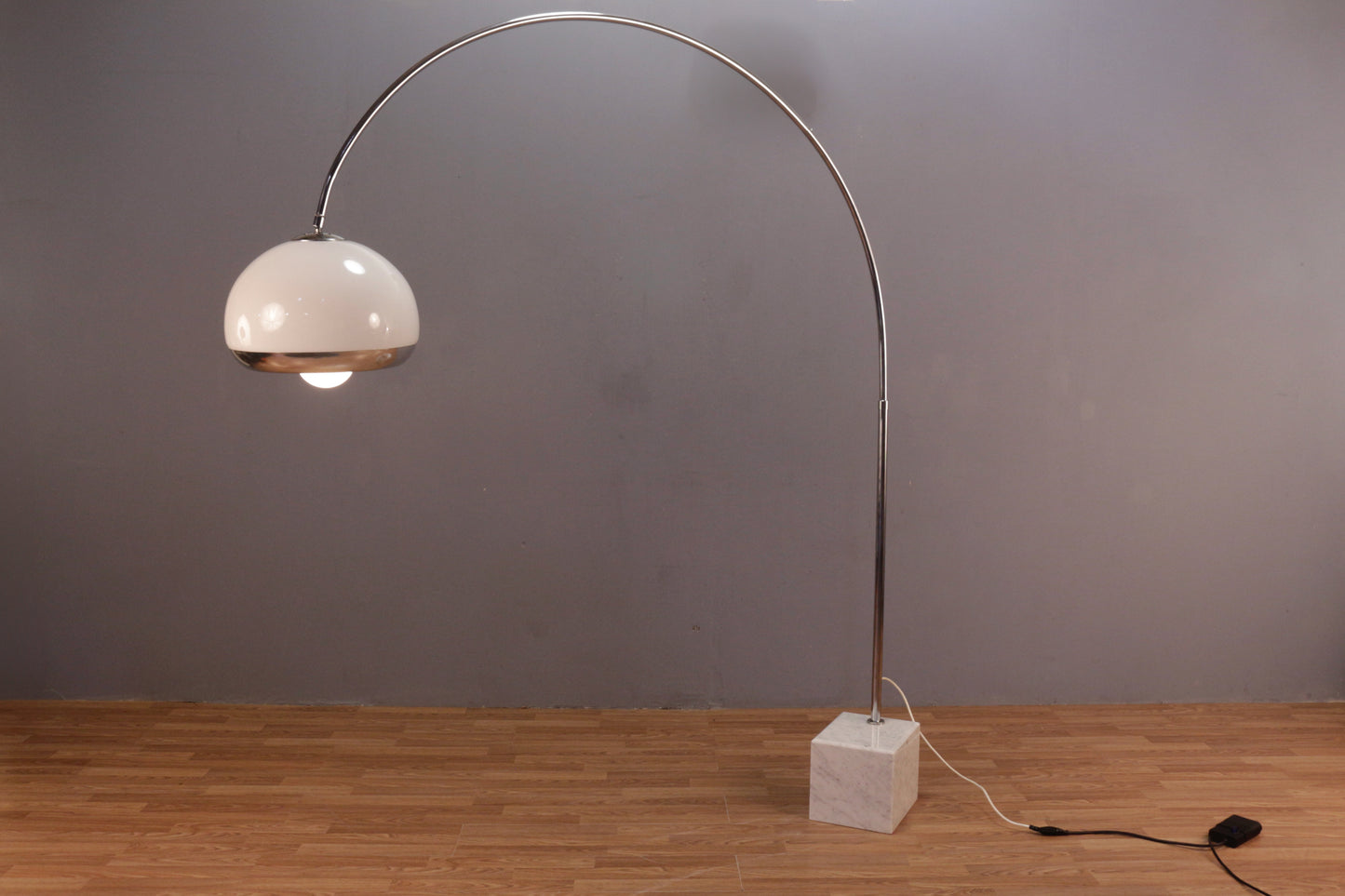 Large Guzzini Chrome & Marble Arc Floor Lamp