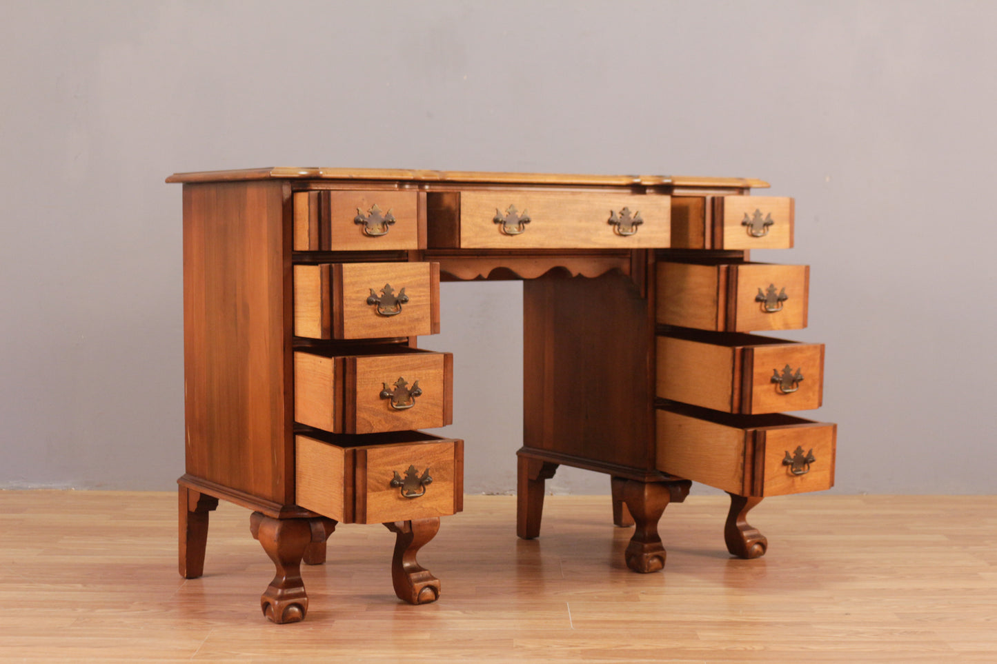 Provincial 9-Drawer Desk
