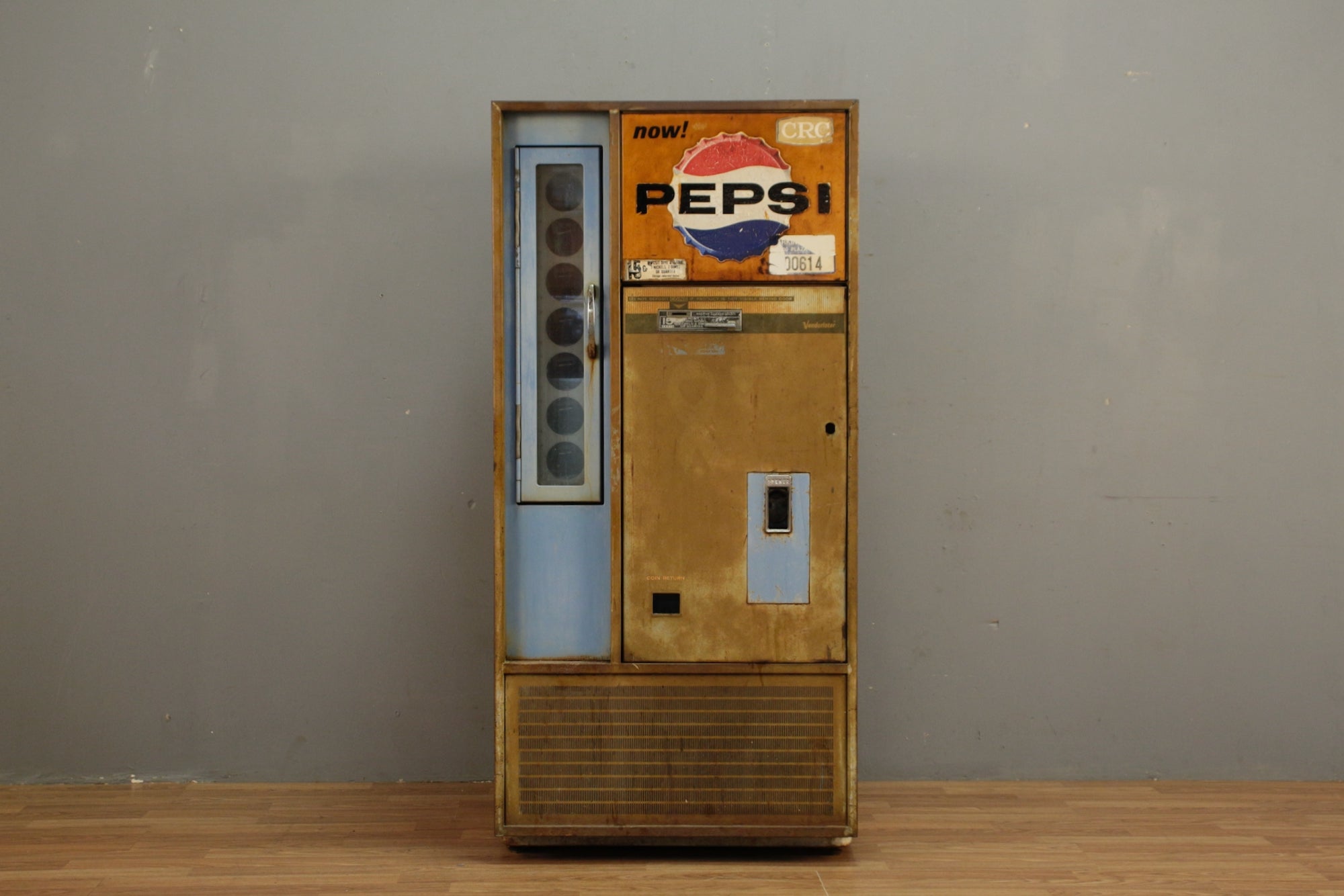 1960s Pepsi Vending Machine - ONLINE ONLY – Furnish Green