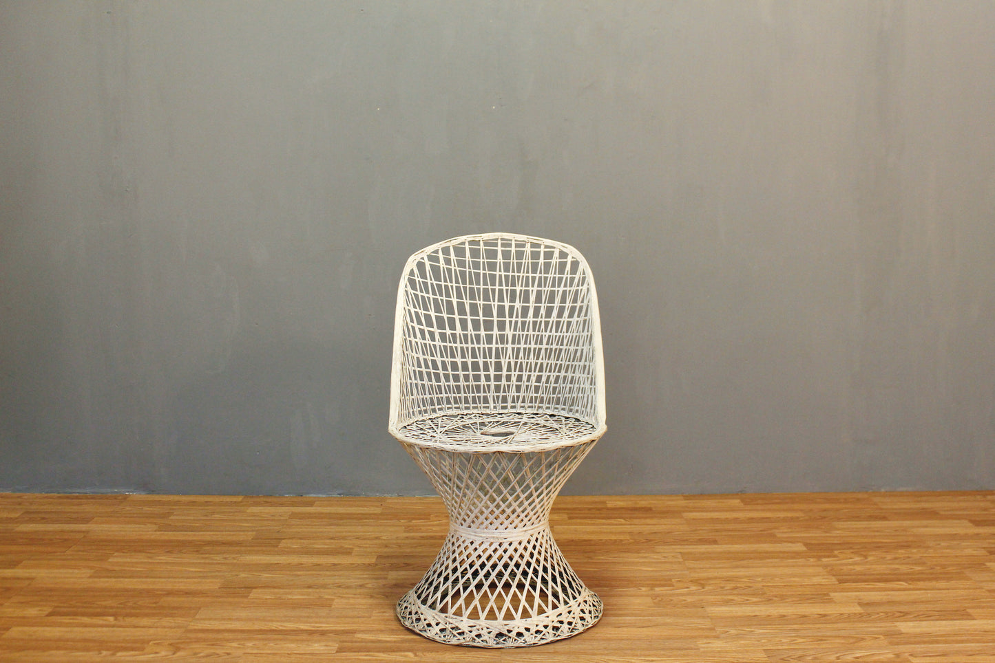 Russell Woodard Spun Fiberglass Side Chair