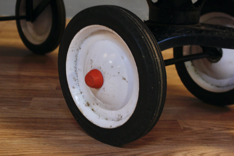 Retro Radio Flyer Red Wagon