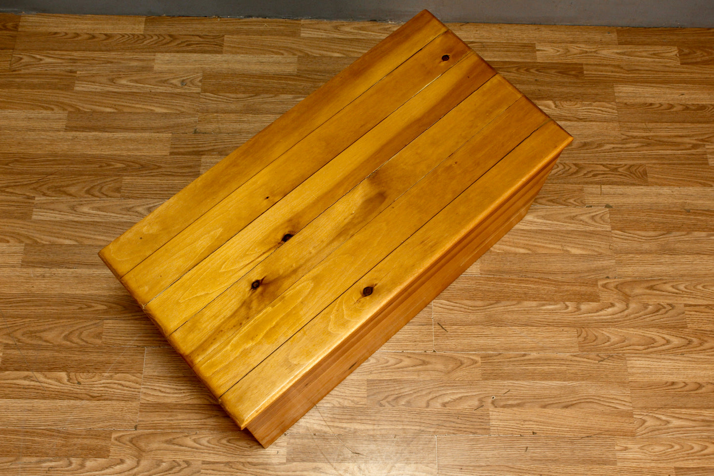 Pine Plank Trunk