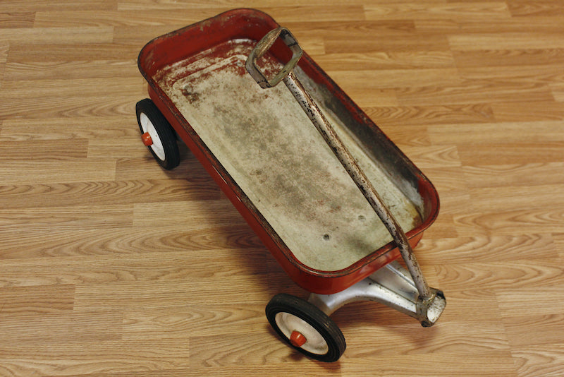 Small Radio Super Red Wagon