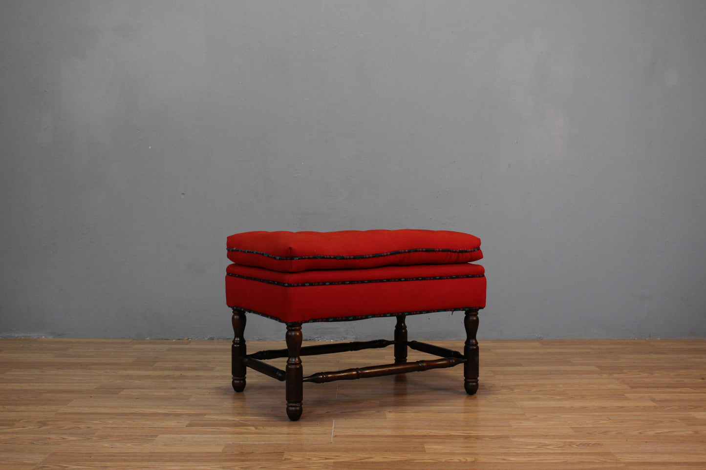 Scarlet Ottoman