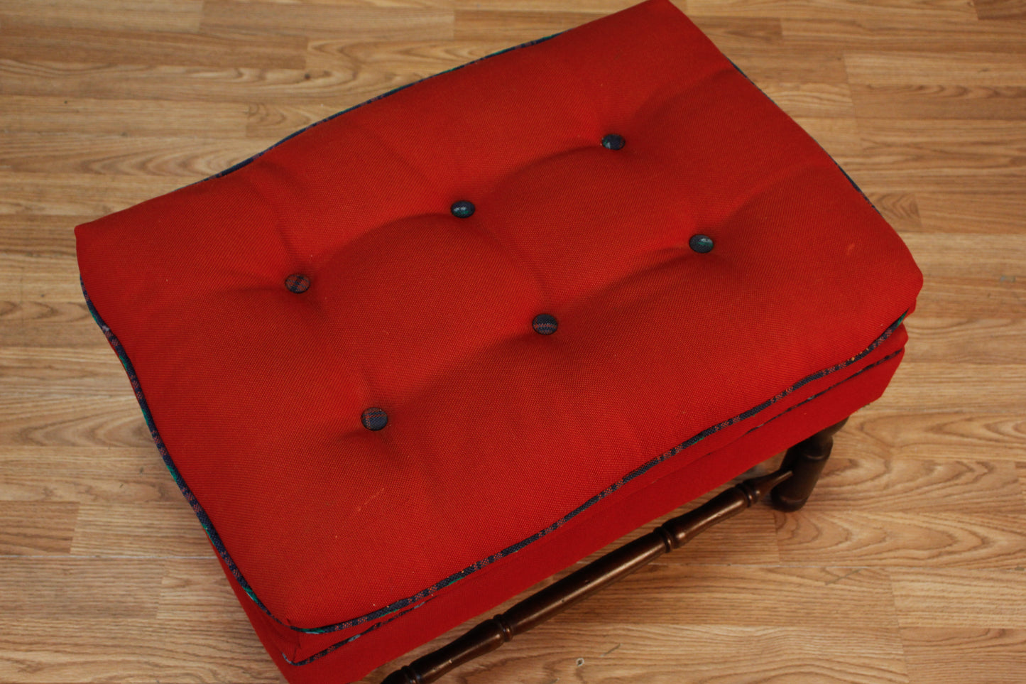 Scarlet Ottoman