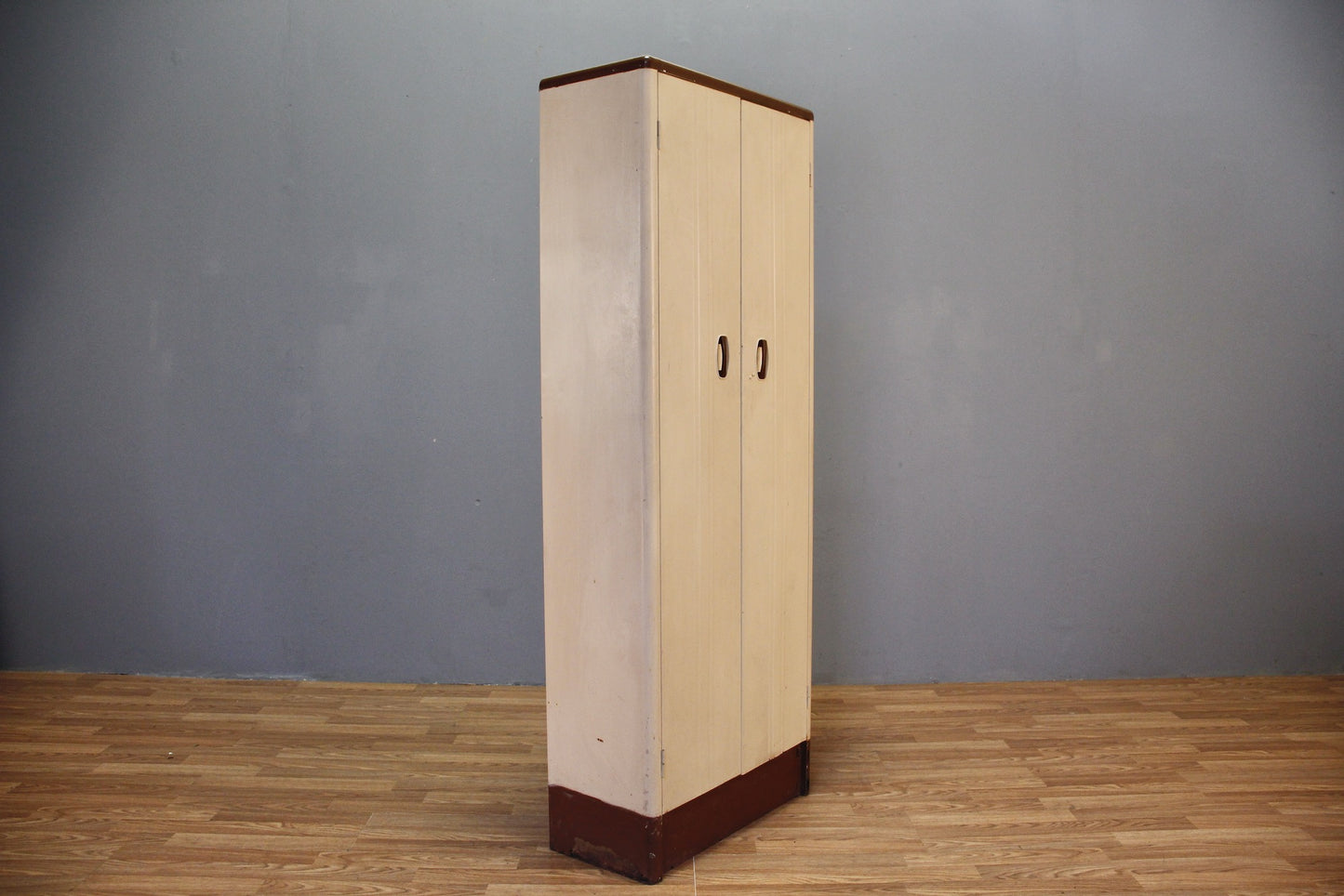 White & Brown 2-Door Locker