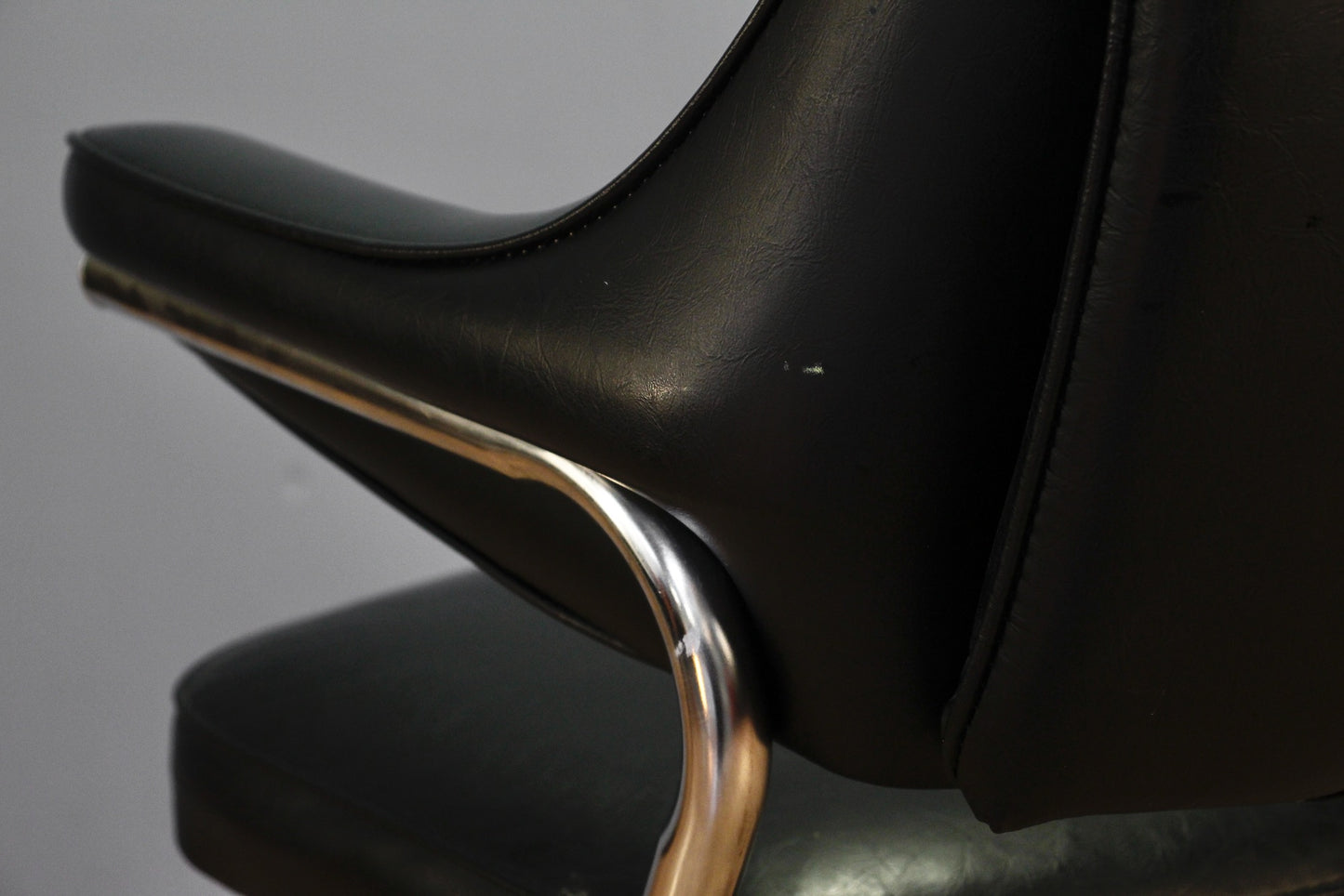 Mid Century Black & Steel Swivel Bar Stool
