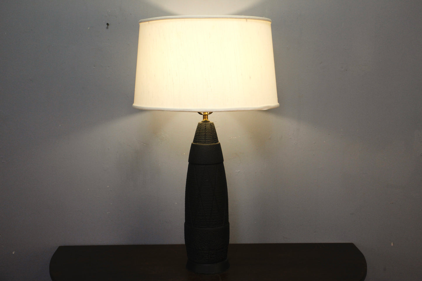 Black Pebbled Chalkware Table Lamp