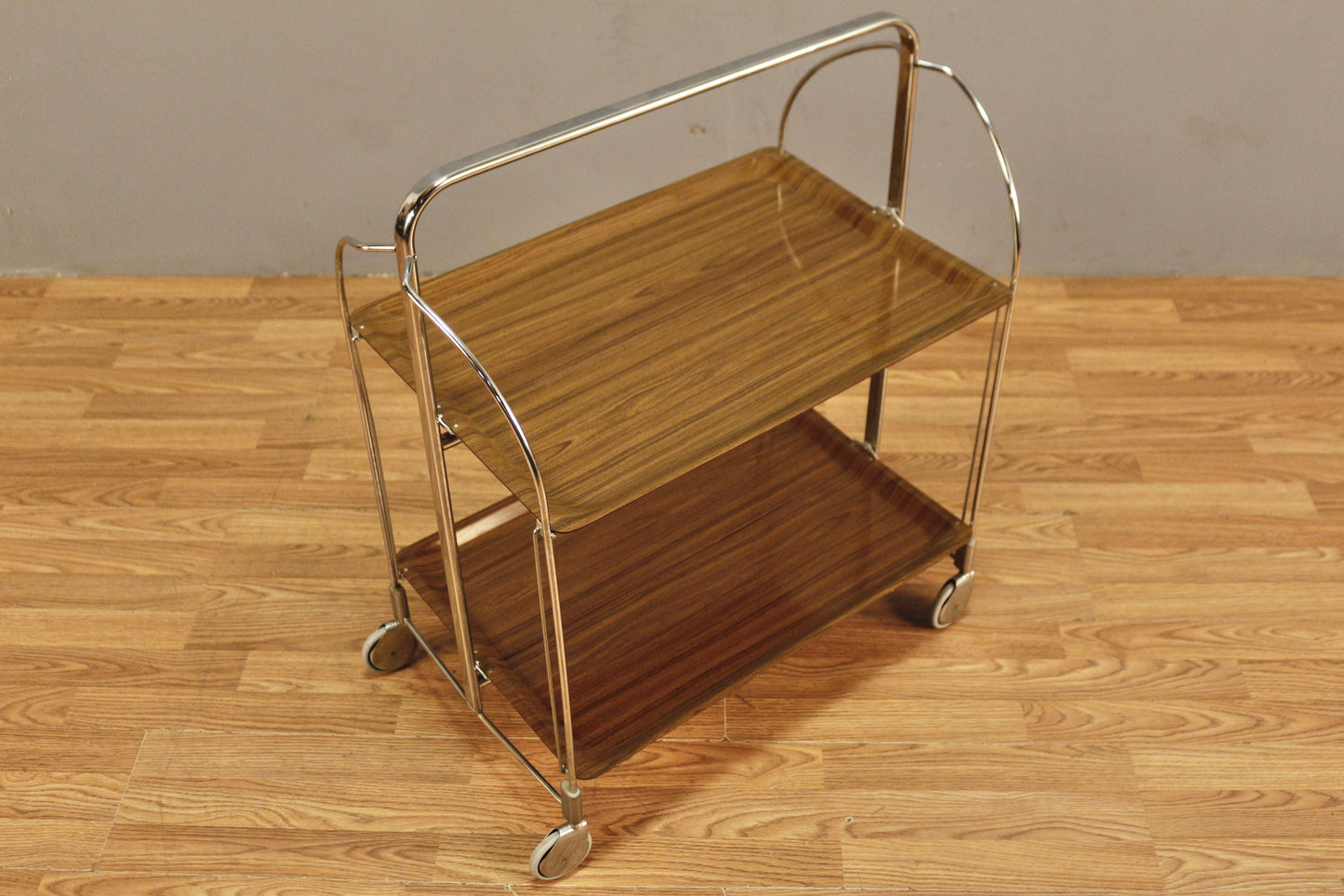 Bremshey Chrome & Woodgrain Dinette Cart
