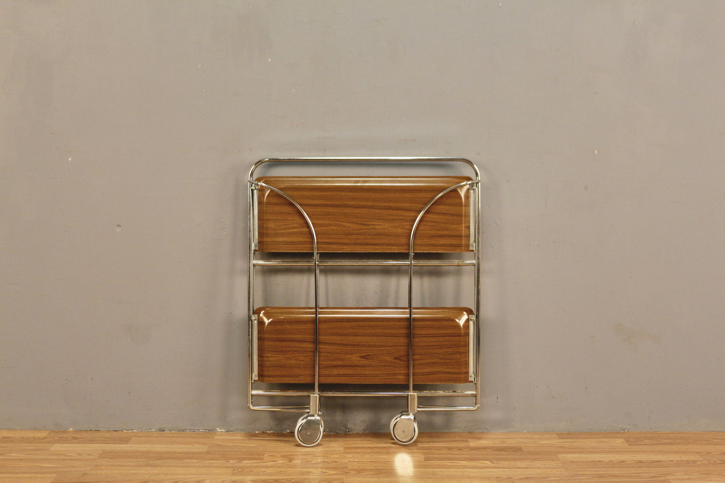 Bremshey Chrome & Woodgrain Dinette Cart