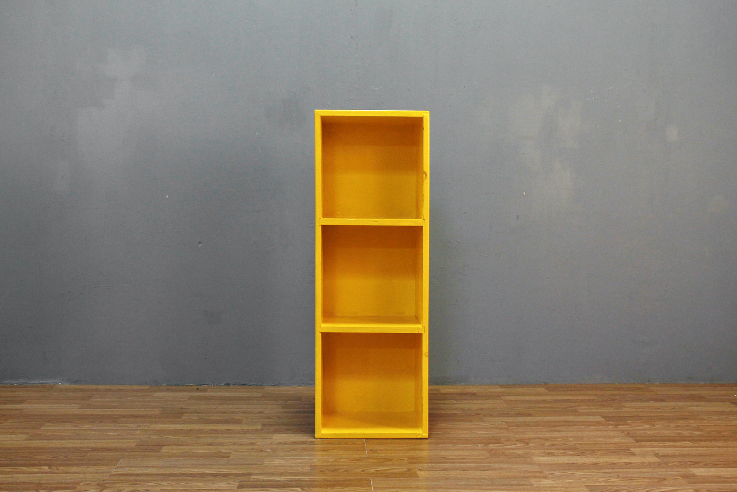Yellow Triple Cube Pine Shelf