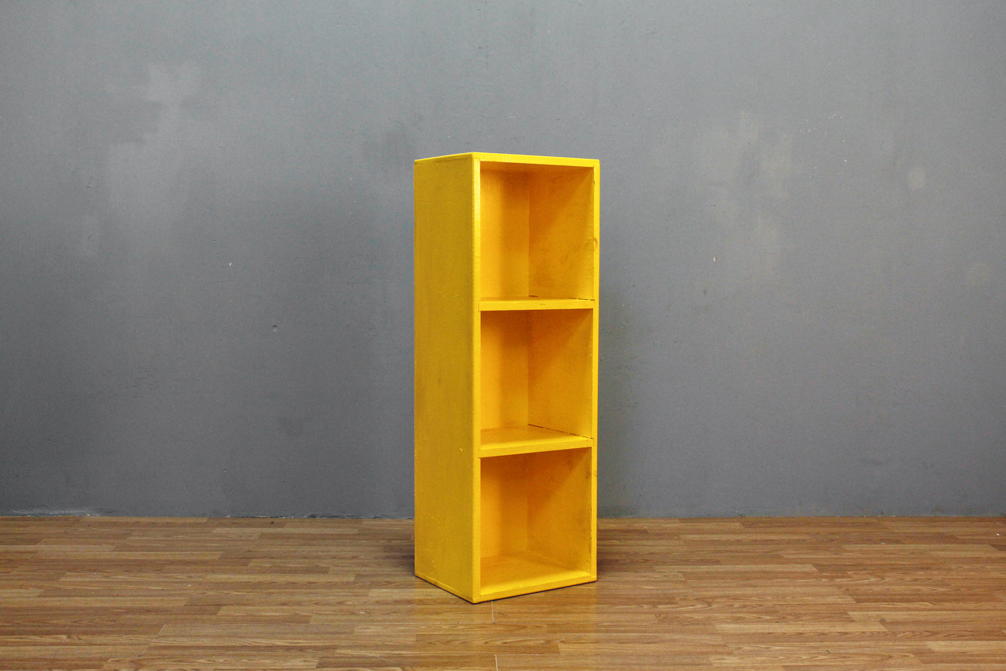 Yellow Triple Cube Pine Shelf