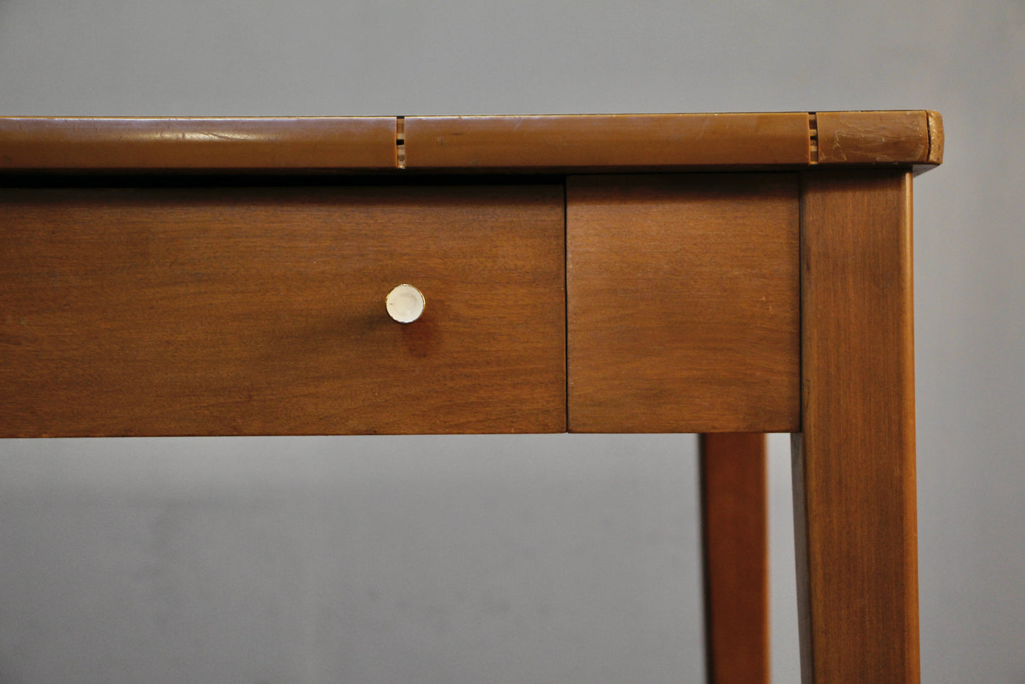 Baumritter Birch & Laminate 4-Drawer Desk