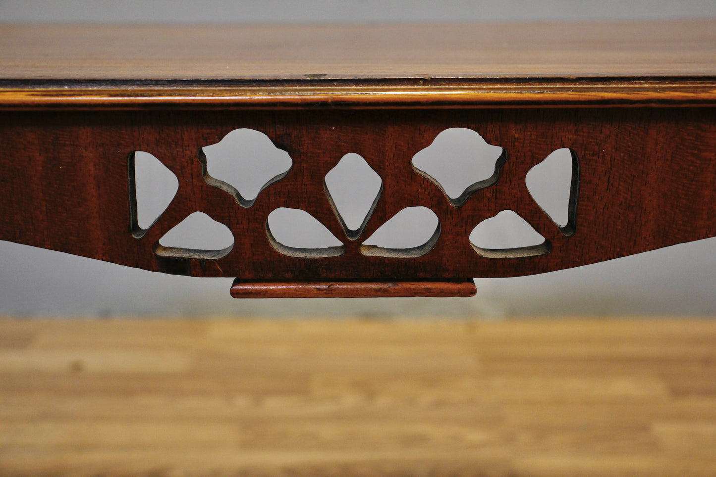 Art Nouveau Petite Coffee Table