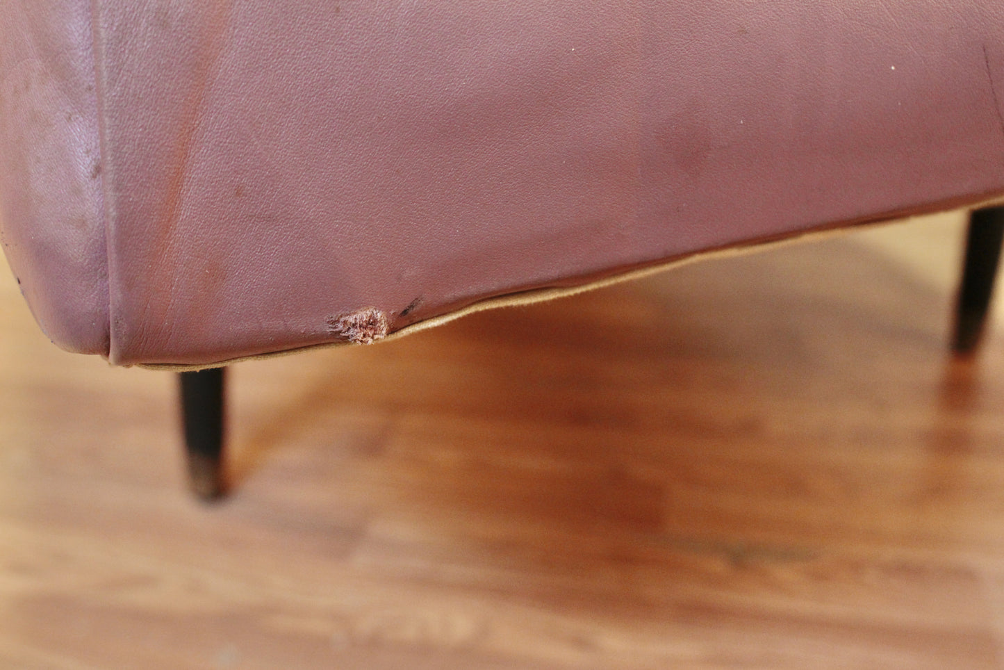 Large Pink Tufted Psychiatrist's Daybed - ONLINE ONLY