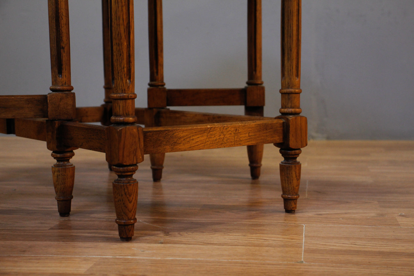 Oak Drop-Leaf 1-Drawer End Table
