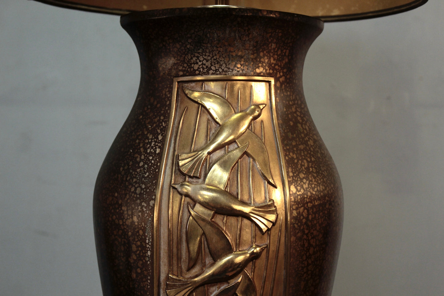 Golden Birds Metal Table Lamp