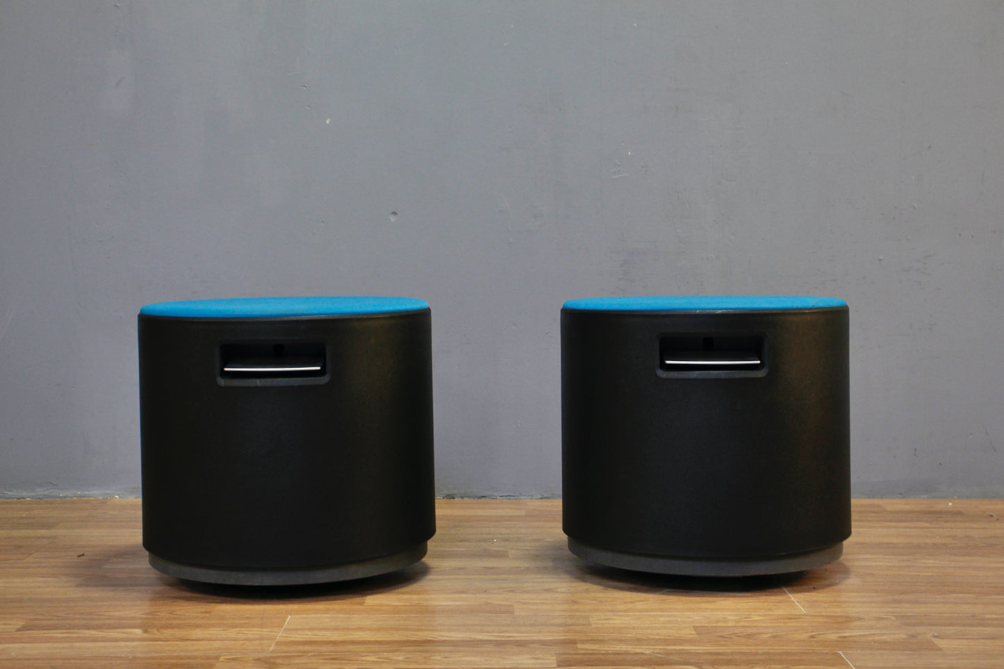 Steelcase Turnstone Cyan Buoy Stool