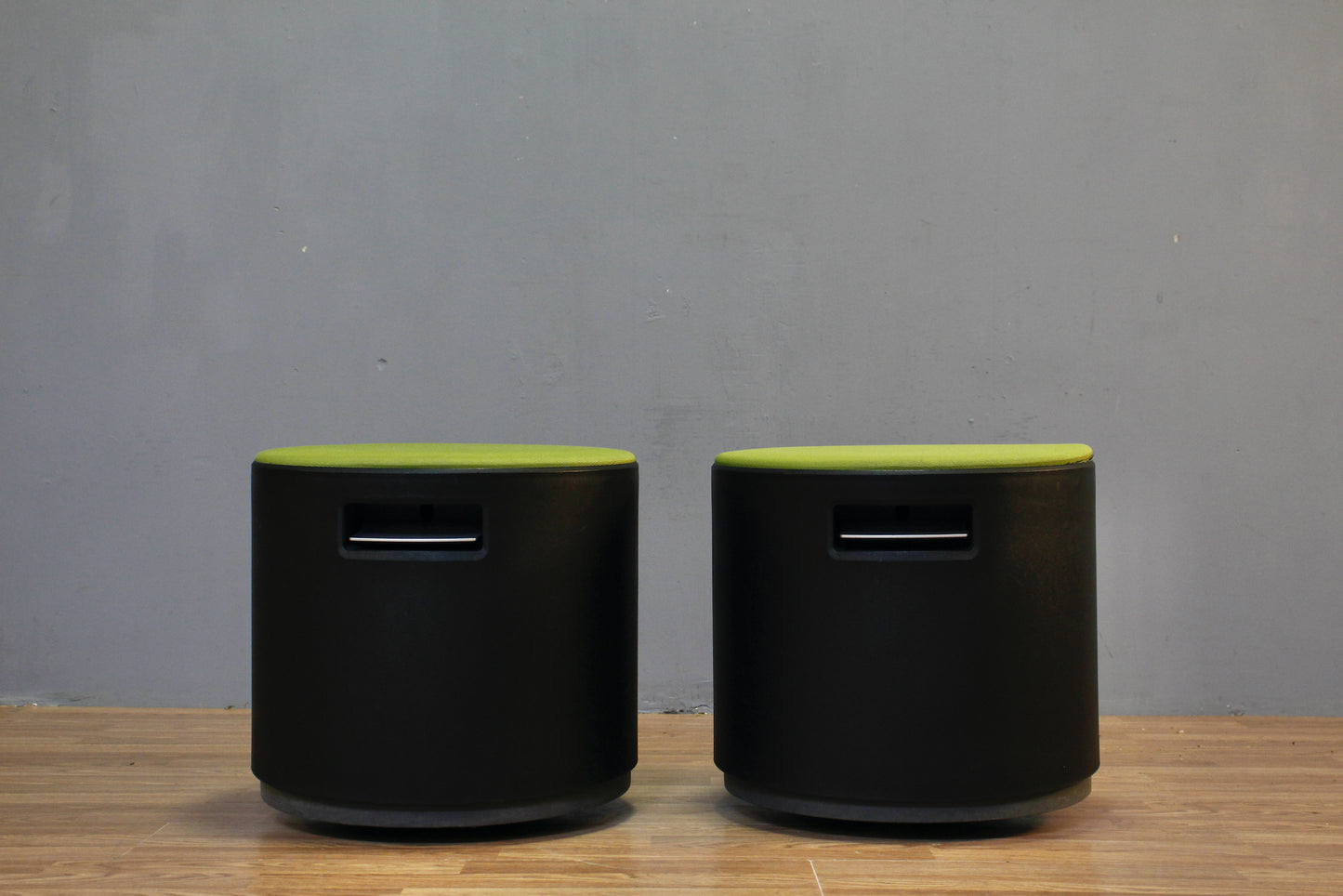 Steelcase Turnstone Wasabi Buoy Stool