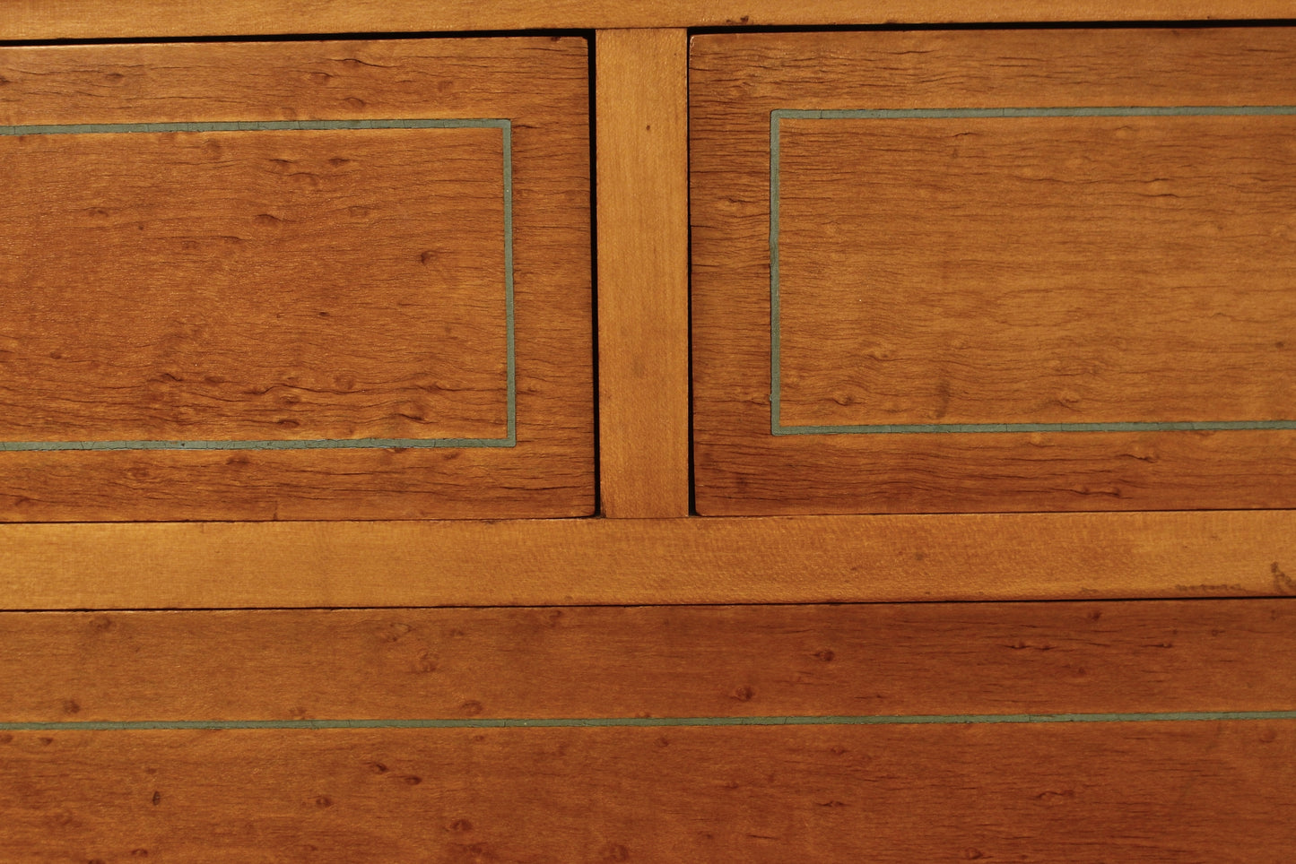 Birdseye Maple 4-Drawer Dresser
