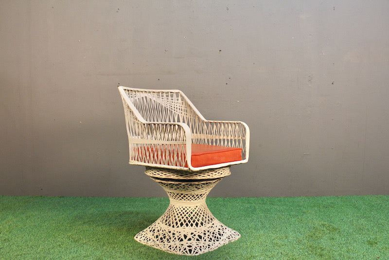 Russell Woodard Spun Fiberglass Swivel Chair - ONLINE ONLY