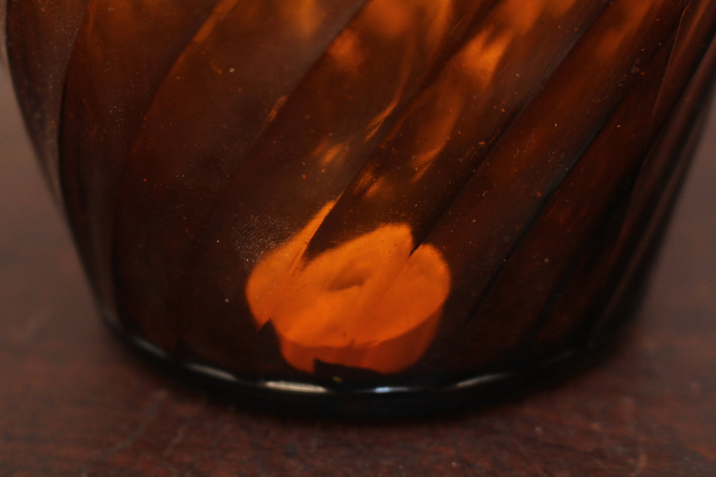 Fluted Amber Glass Table Lamp