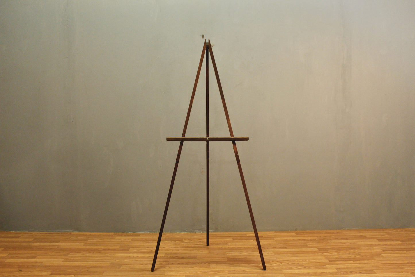 Simple Wooden Easel