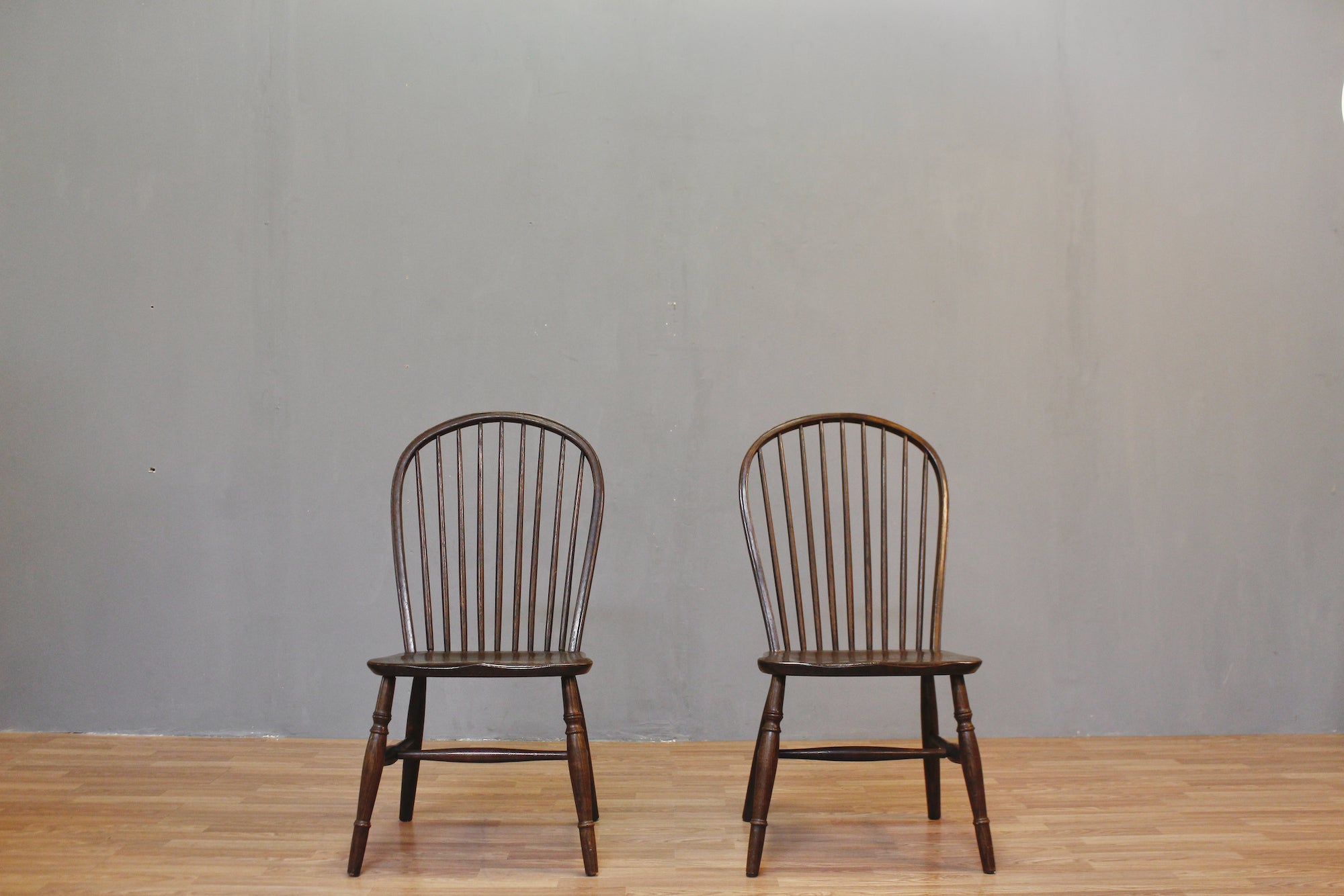 Dark Oak Windsor Side Chair – Furnish Green