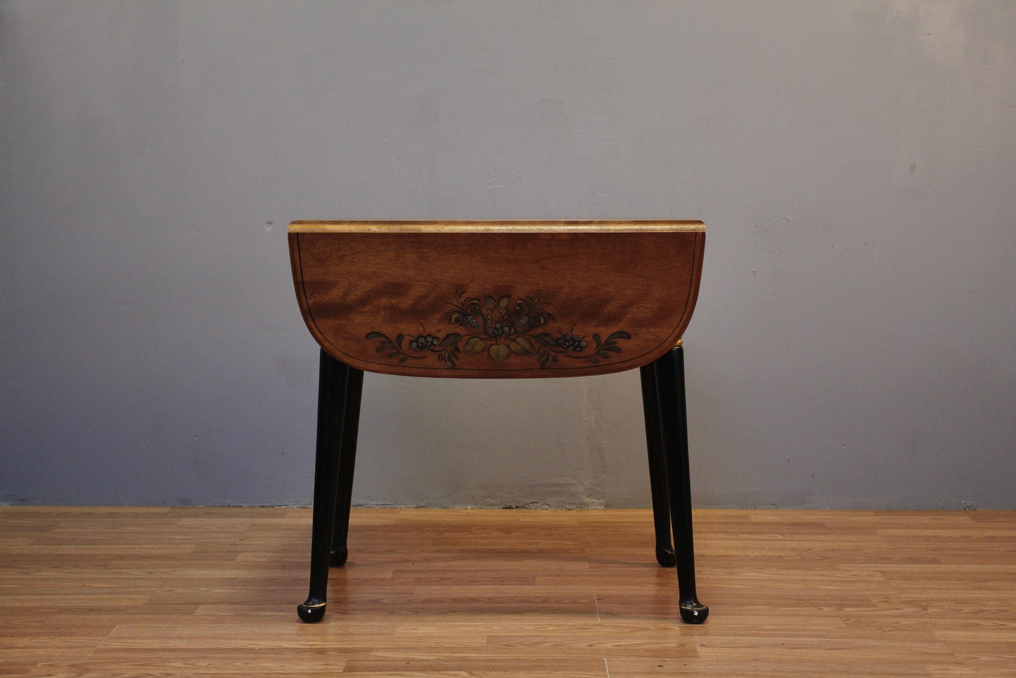 Hitchcock-Style Floral Drop-Leaf End Table