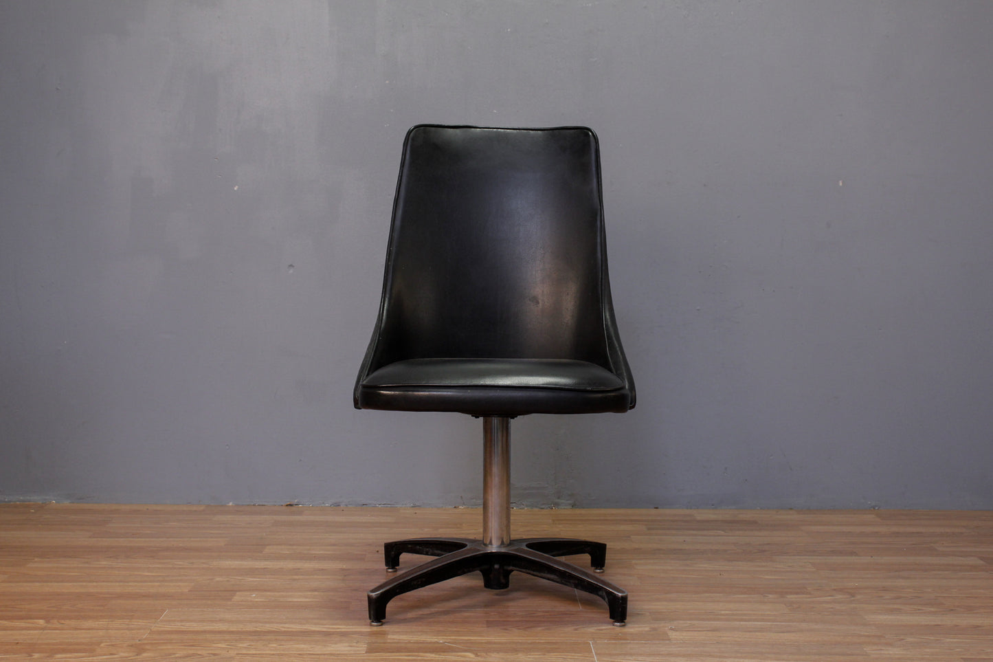 Chromcraft Black Vinyl Swivel Side Chair