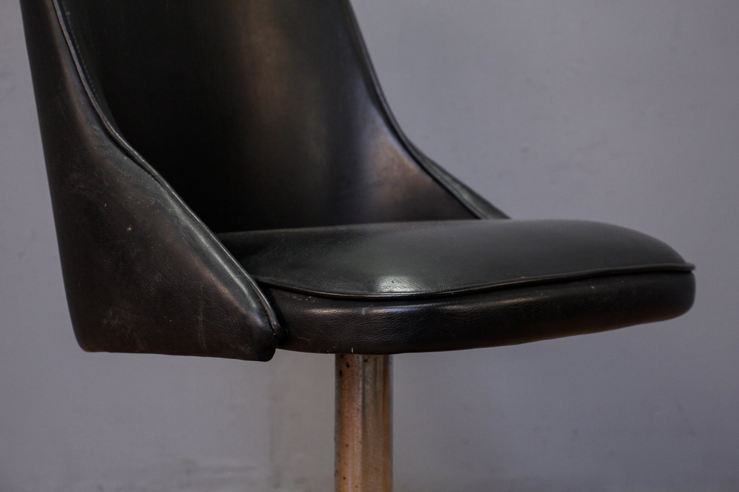 Chromcraft Black Vinyl Swivel Side Chair