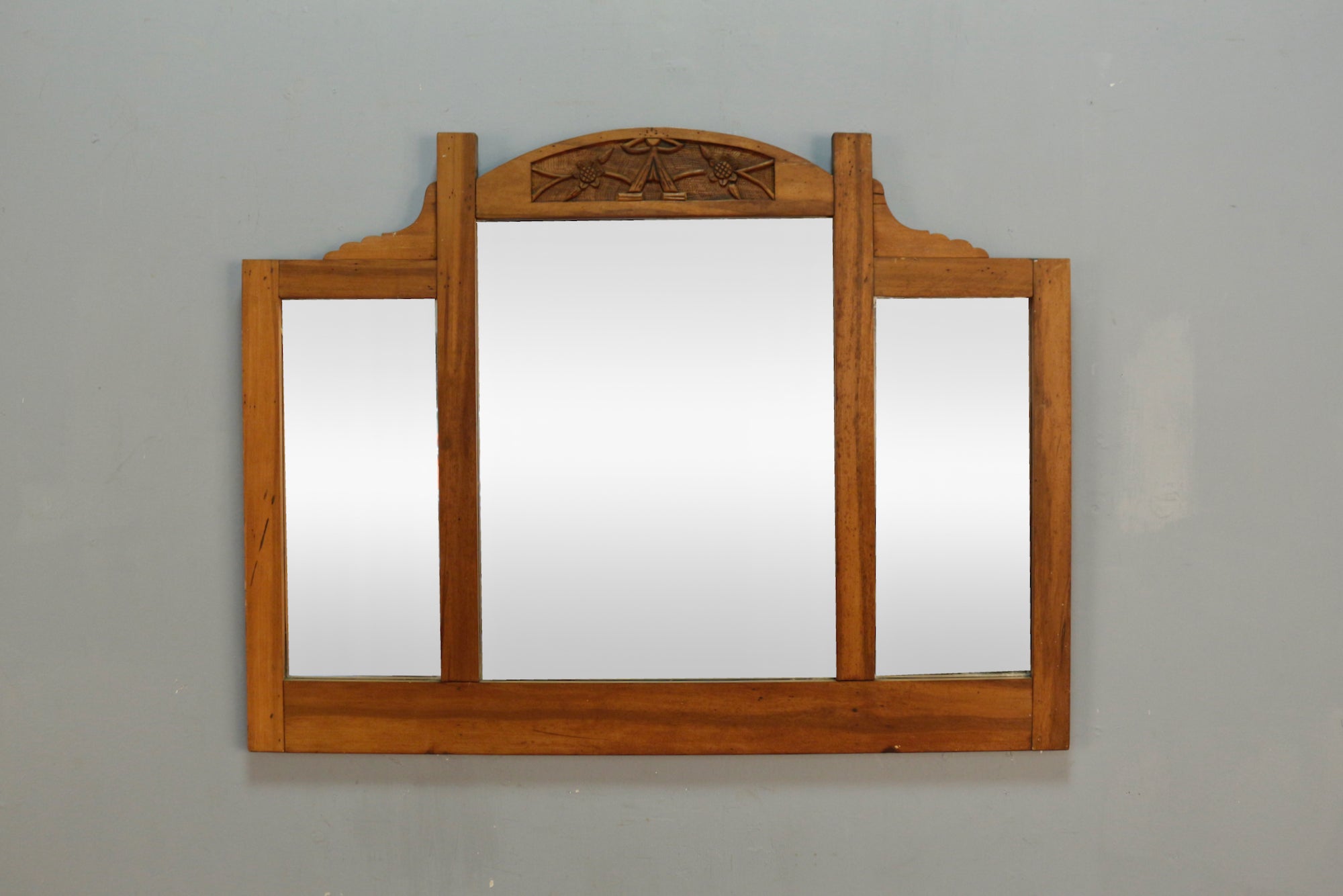 Antique Wooden Tri-Panel Mirror – Furnish Green