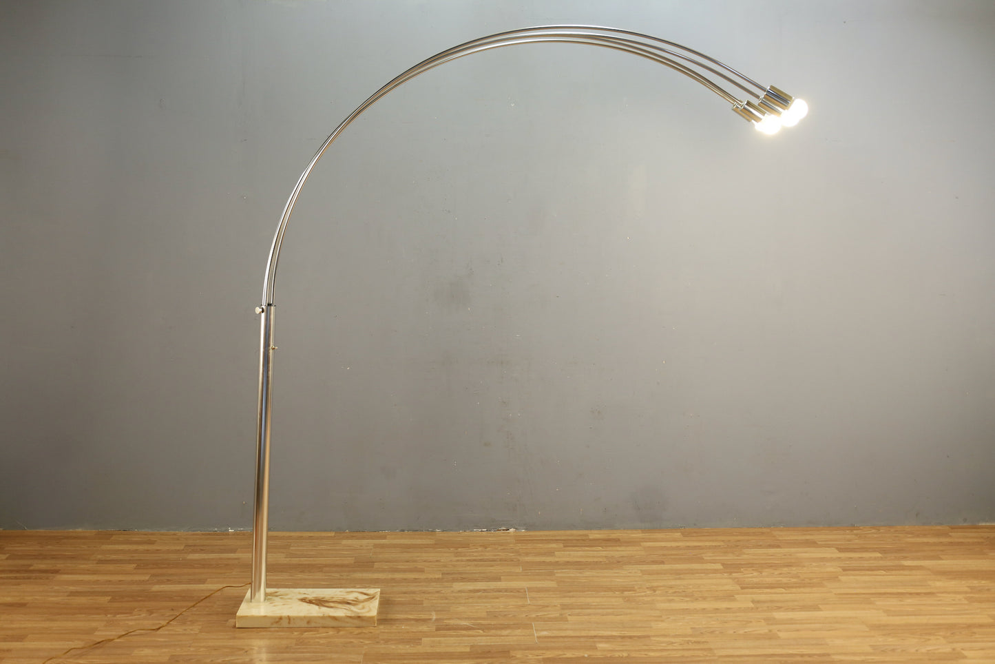 Chrome 4-Head Arc Lamp - ONLINE ONLY